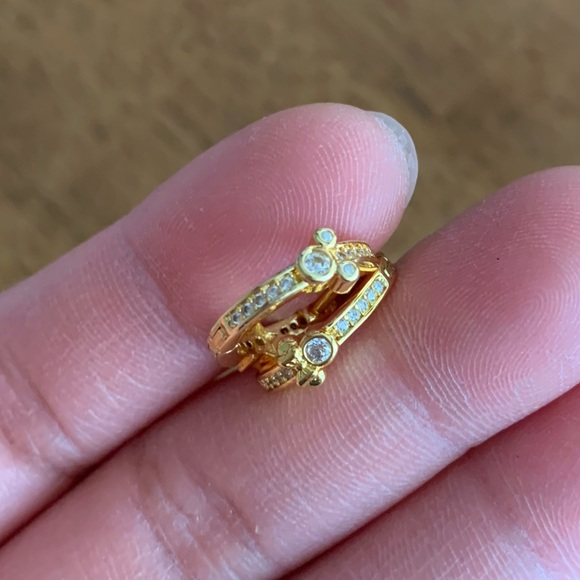 NWOT Disney Mickey Mouse & Minnie Mouse Sparkling Hoop Earrings Gold - Picture 4 of 9